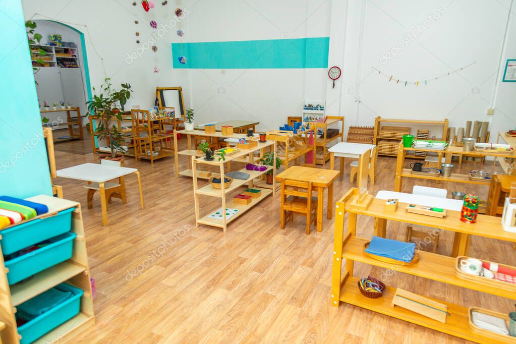 Aula dell’infanzia con area gioco.